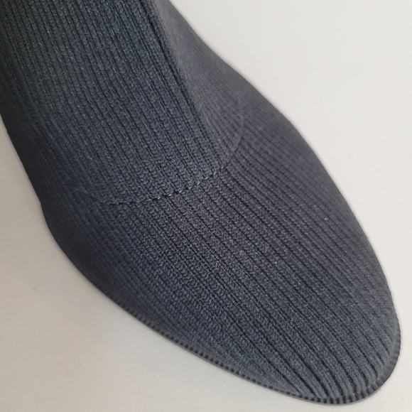 LifeStride Dreamy Women's Black Soft and Flexible Ankle Booties - Size 8 - Picture 9 of 13